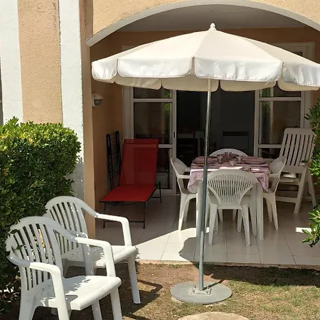 Apartman Agay Cap Esterel, Le Village Belvedere T2 Climatise Rez-de-jardin, Vue Mer, Piscine Et Parking Inclus
